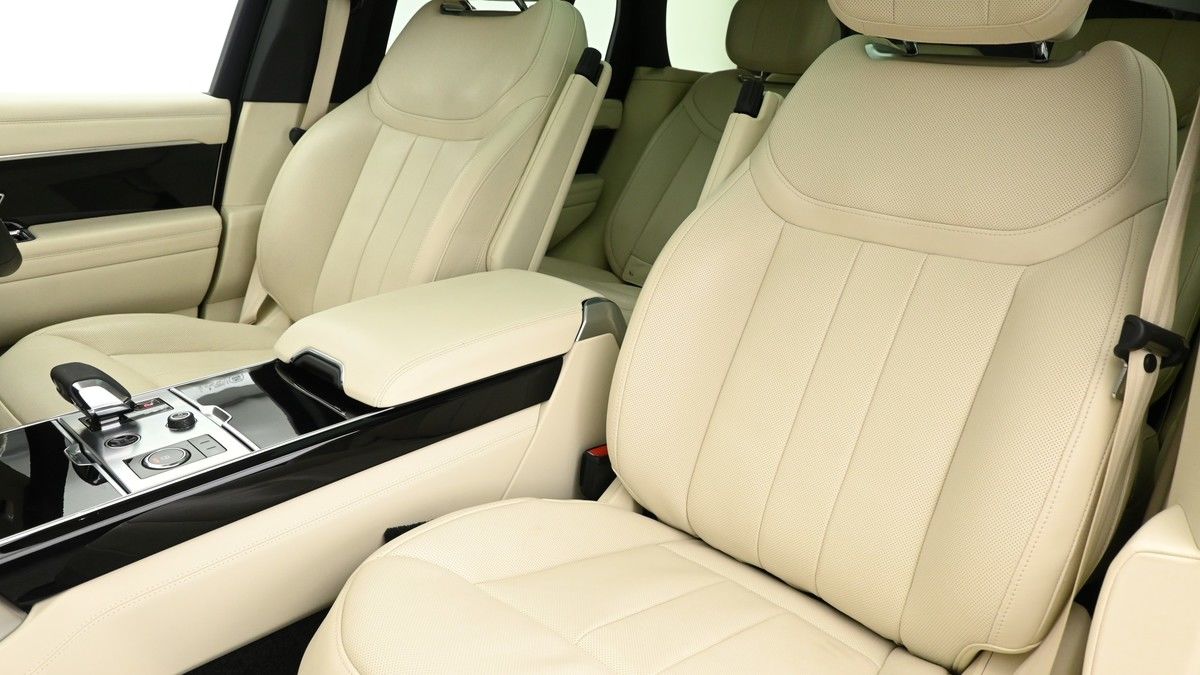 Land Rover Range Rover Image 4