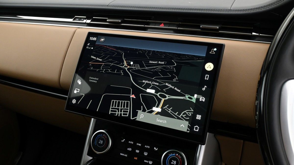 Land Rover Range Rover Image 11