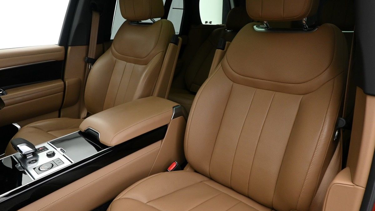 Land Rover Range Rover Image 4
