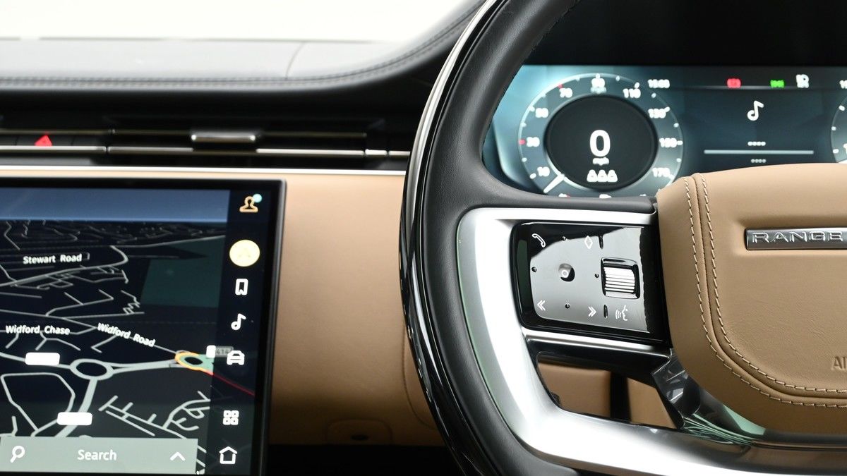 Land Rover Range Rover Image 15