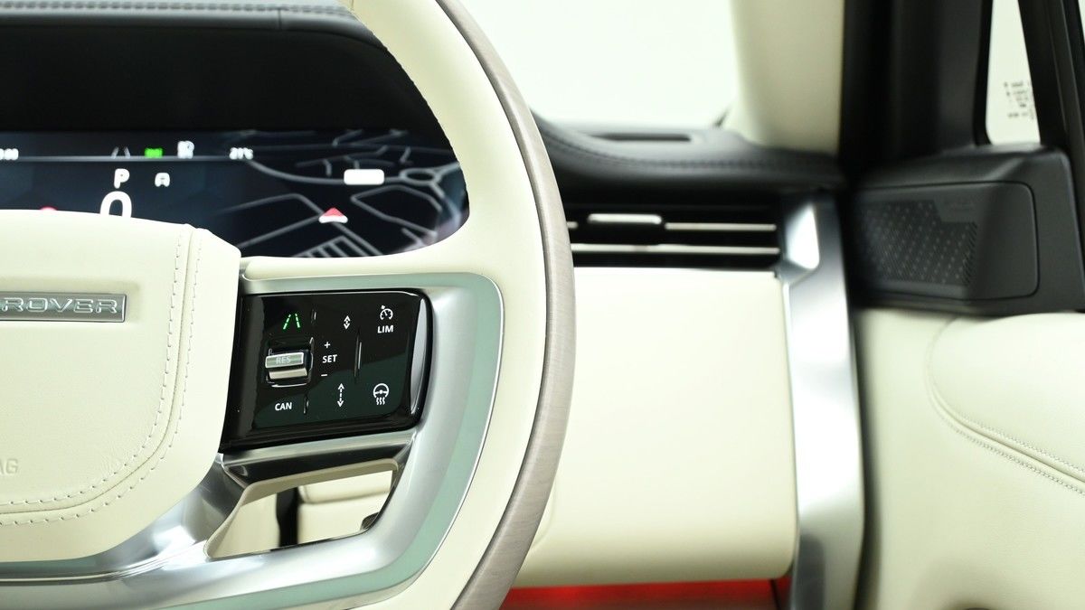 Land Rover Range Rover Image 31