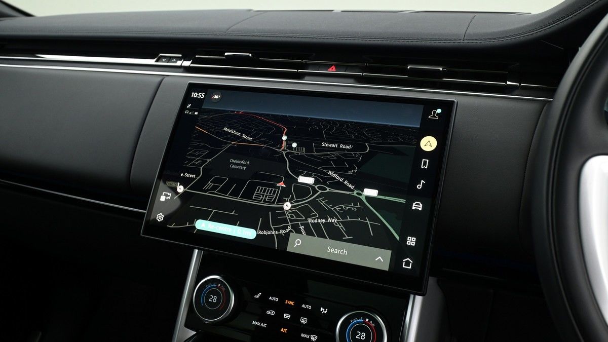 Land Rover Range Rover Image 11