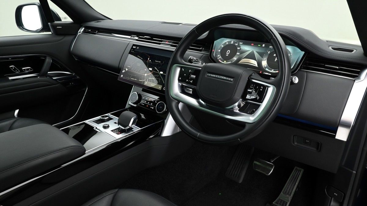 Land Rover Range Rover Image 3