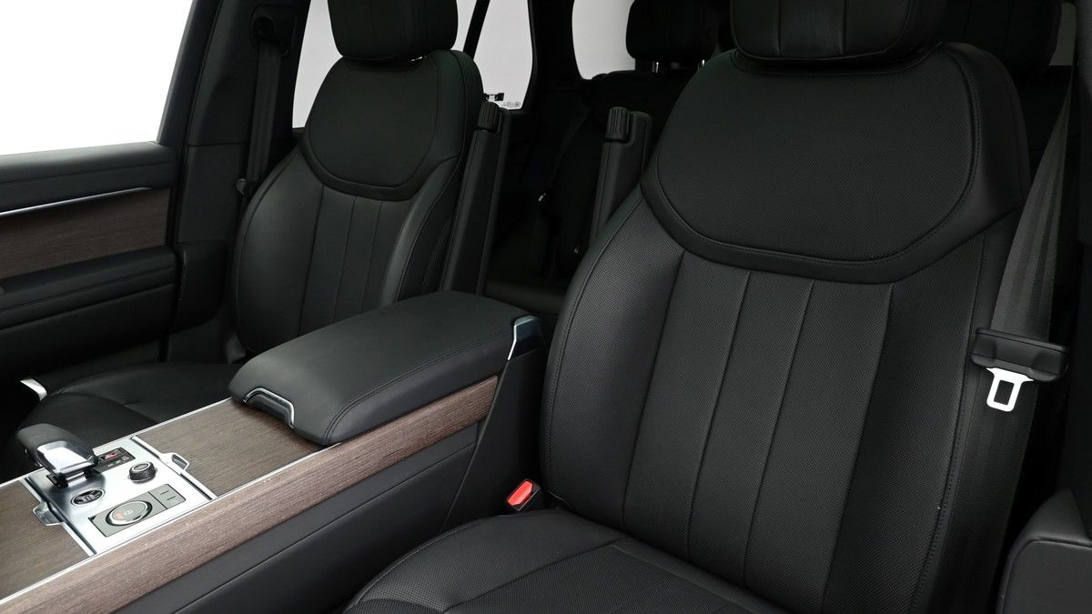 Land Rover Range Rover Image 4