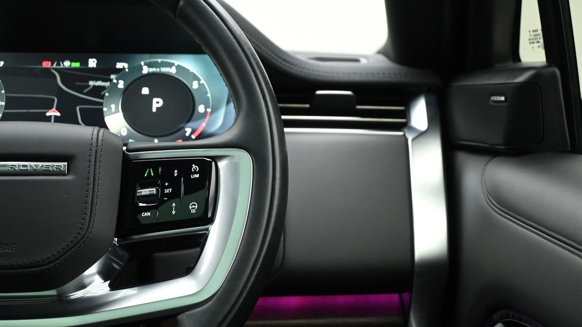 Land Rover Range Rover Image 16