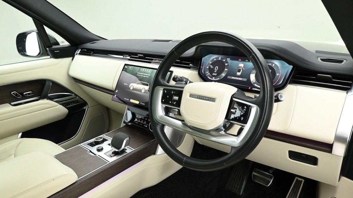 Land Rover Range Rover Image 3
