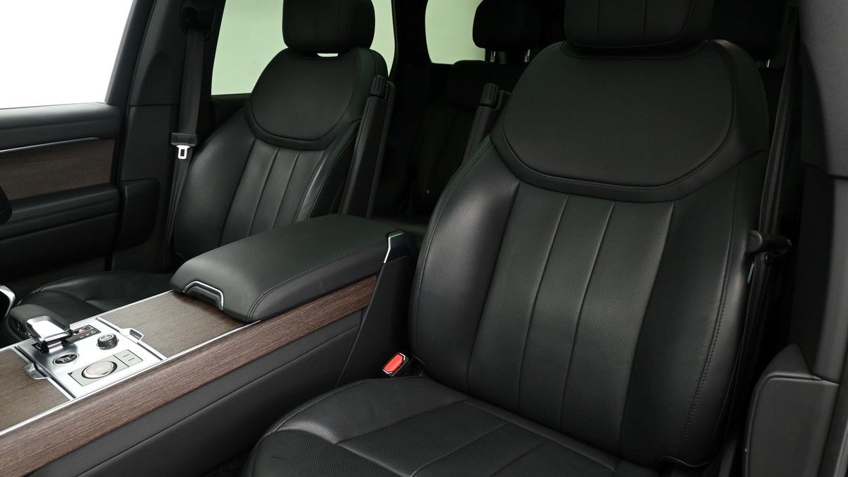 Land Rover Range Rover Image 4