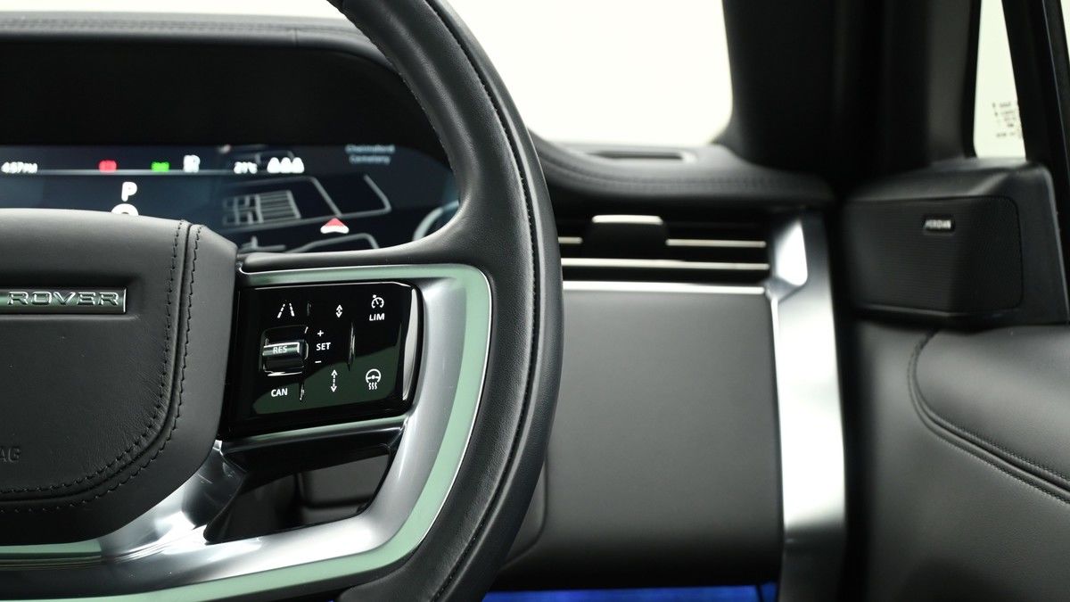 Land Rover Range Rover Image 16