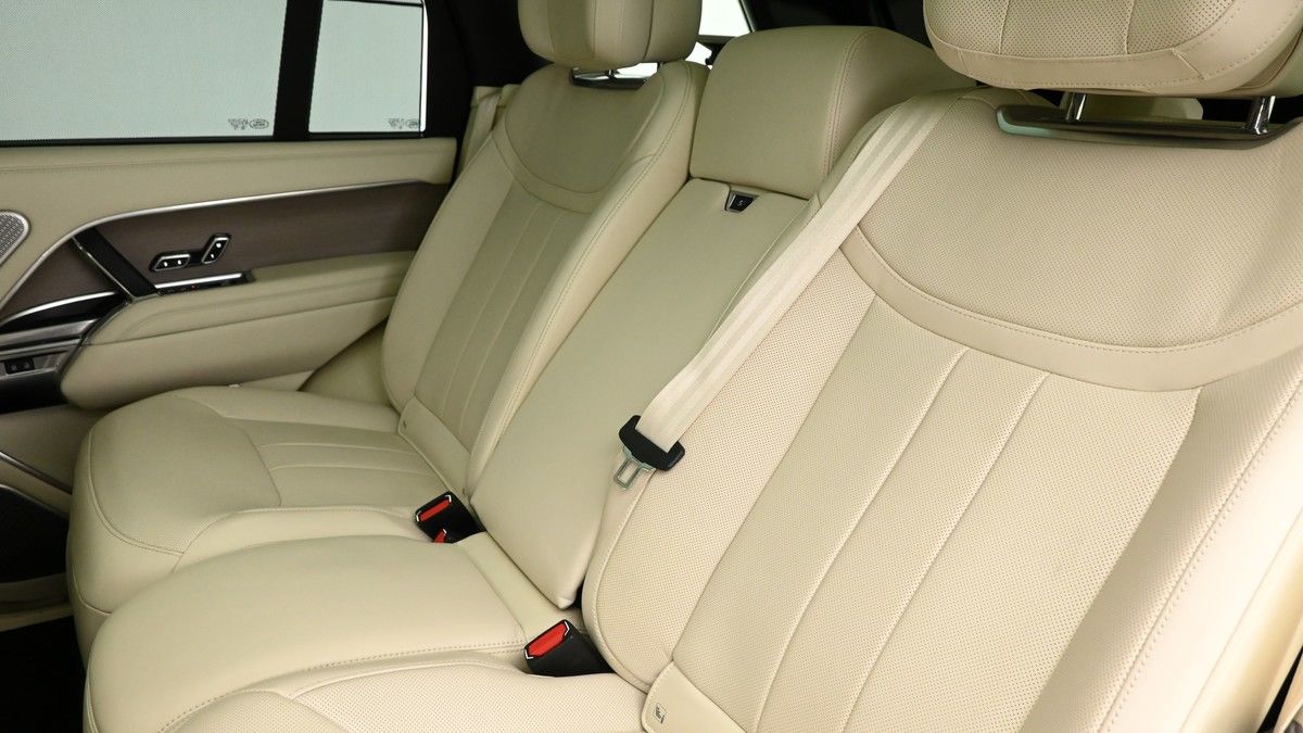 Land Rover Range Rover Image 6