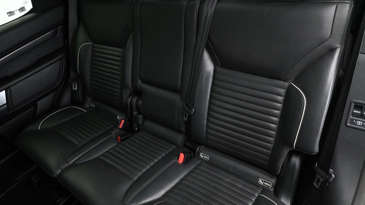 Land Rover Discovery Image 5