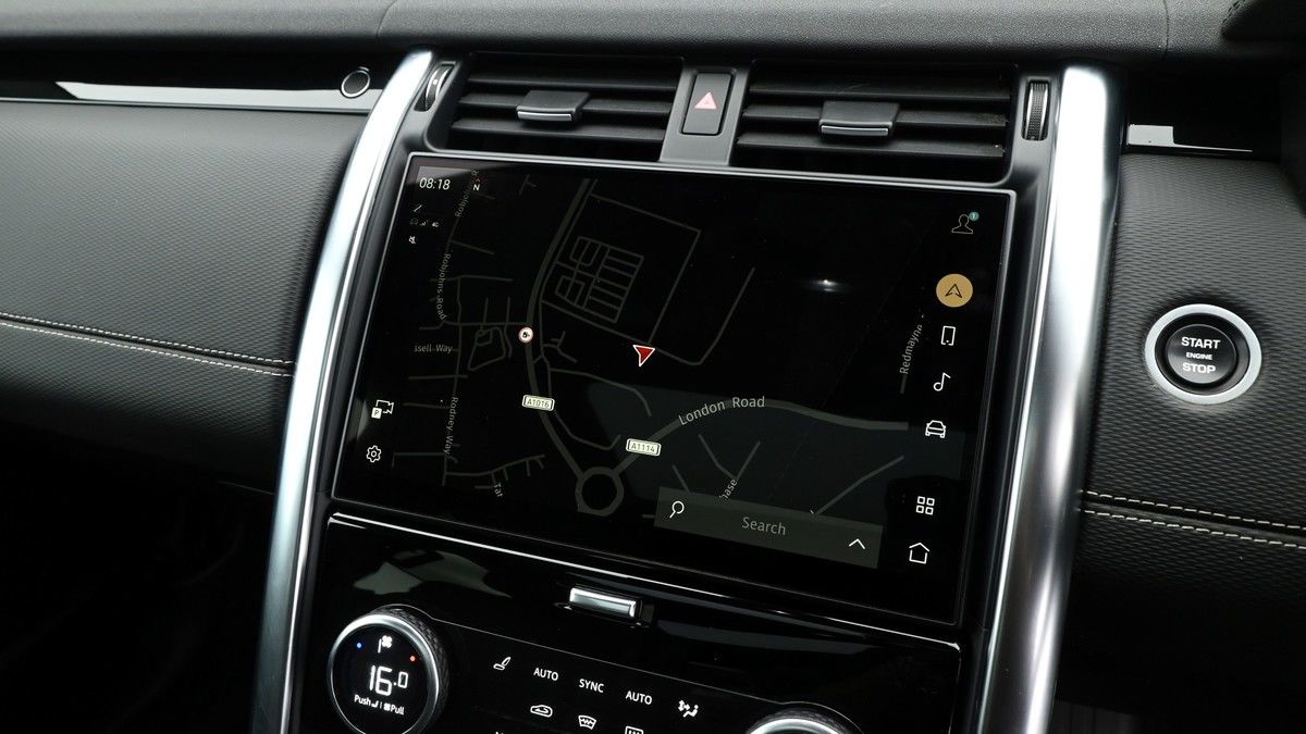 Land Rover Discovery Image 11