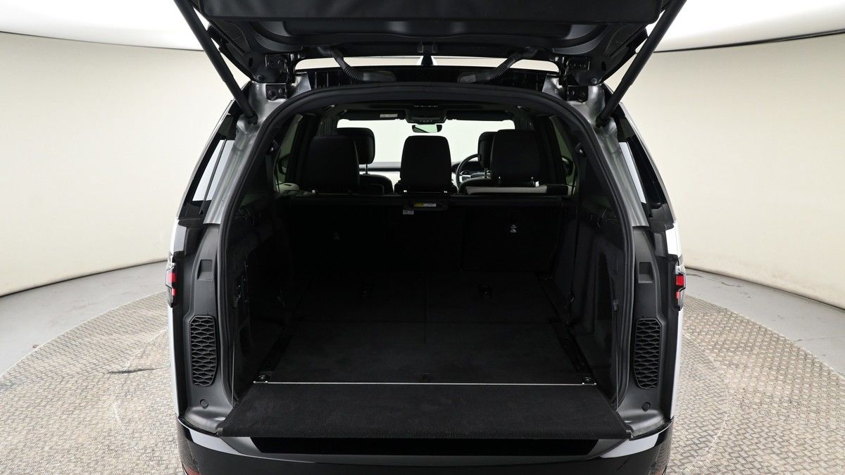 Land Rover Discovery Image 10