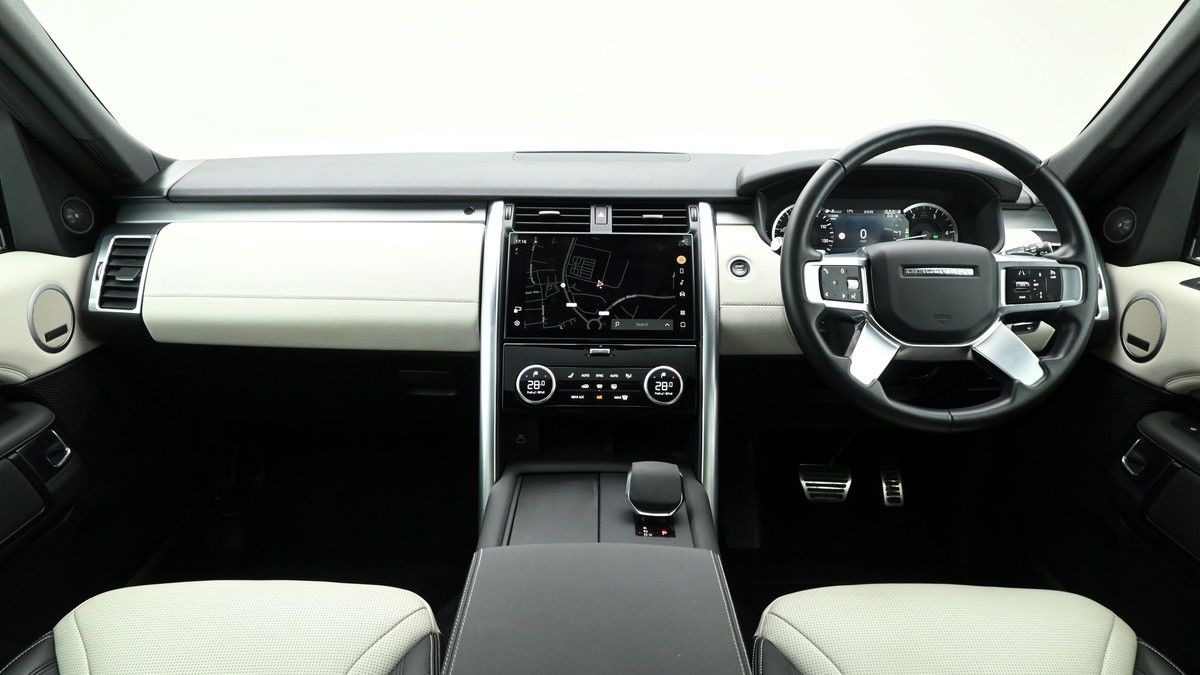 Land Rover Discovery Image 14