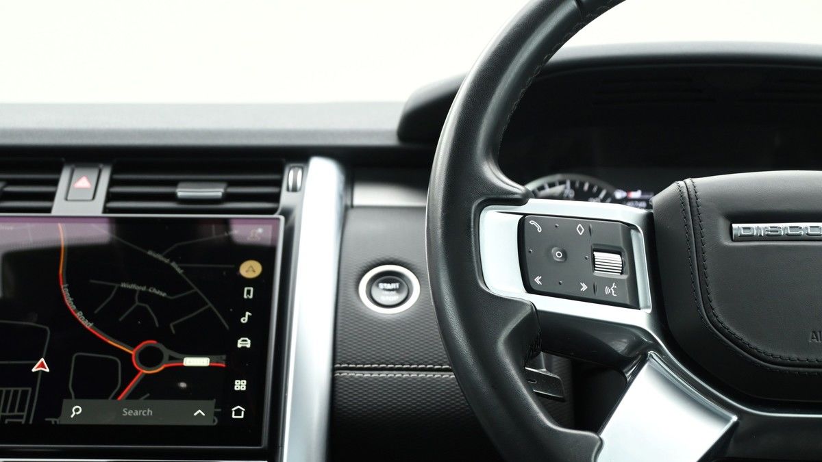 Land Rover Discovery Image 15