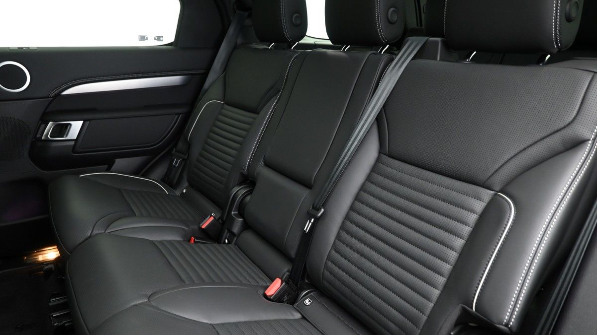Land Rover Discovery Image 5