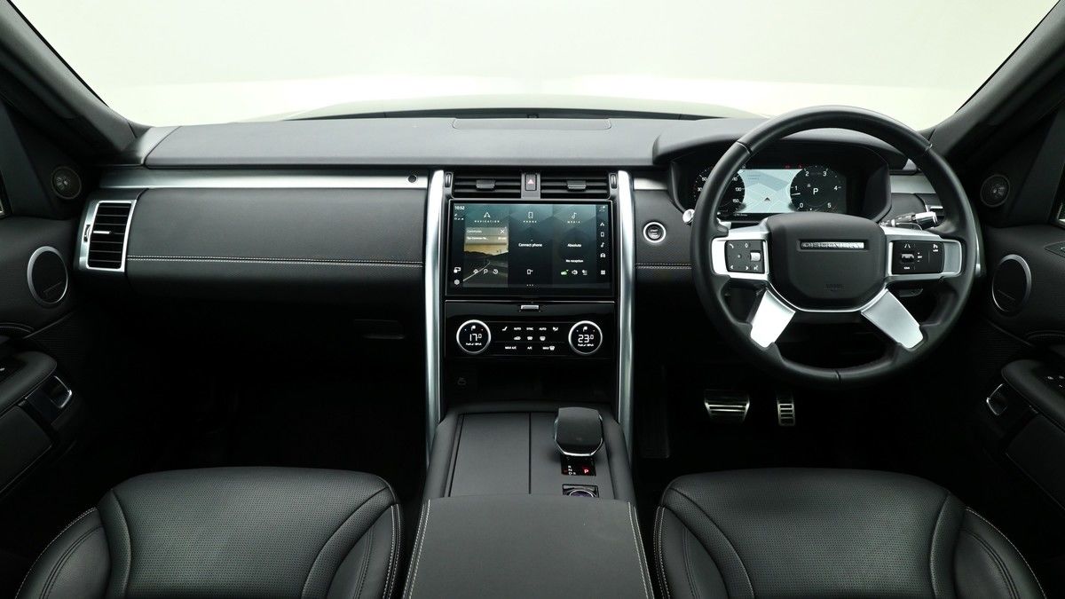 Land Rover Discovery Image 14