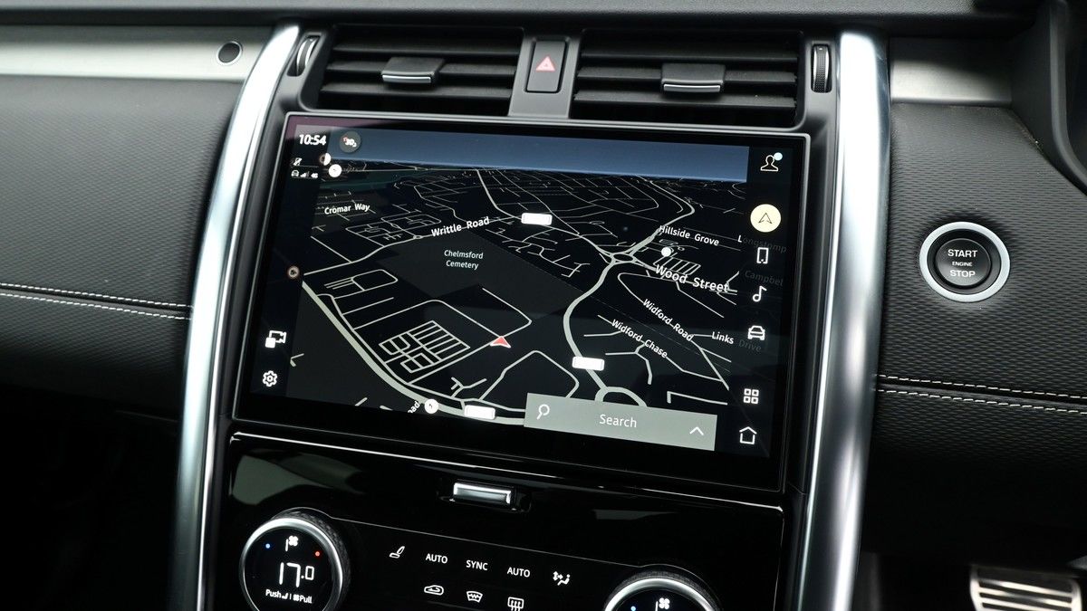 Land Rover Discovery Image 11