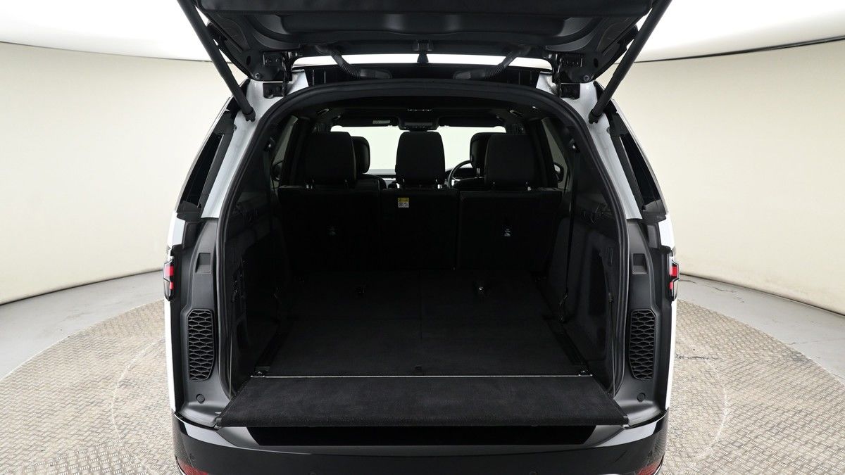 Land Rover Discovery Image 10