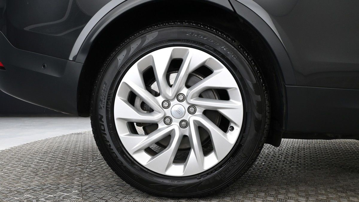 Land Rover Discovery Image 9
