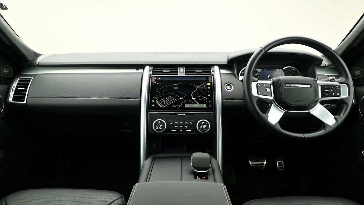 Land Rover Discovery Image 14