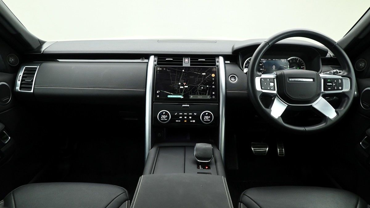 Land Rover Discovery Image 14