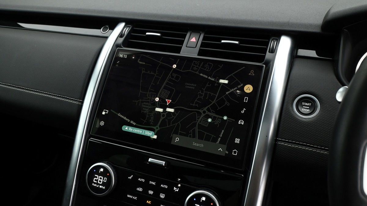 Land Rover Discovery Image 11