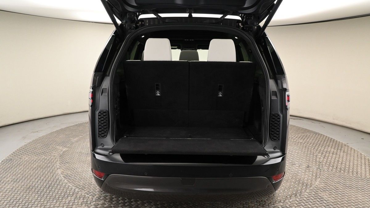 Land Rover Discovery Image 10