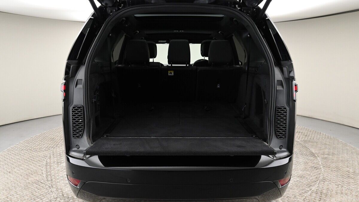 Land Rover Discovery Image 10