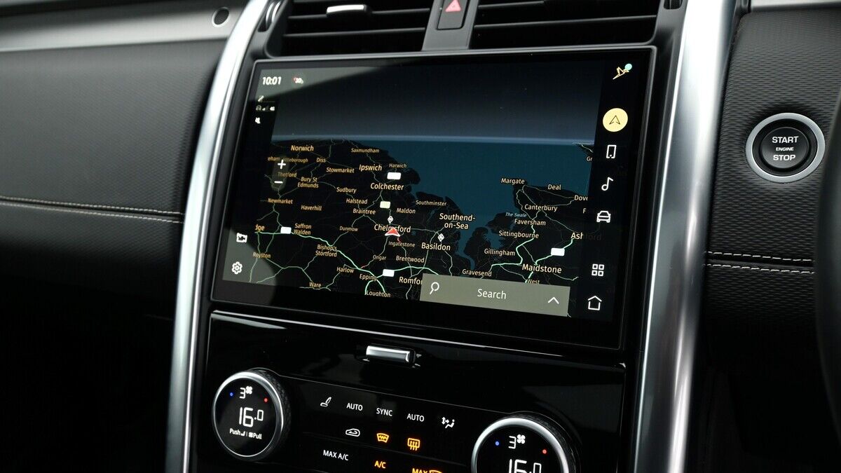 Land Rover Discovery Image 11
