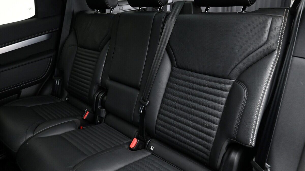 Land Rover Discovery Image 5