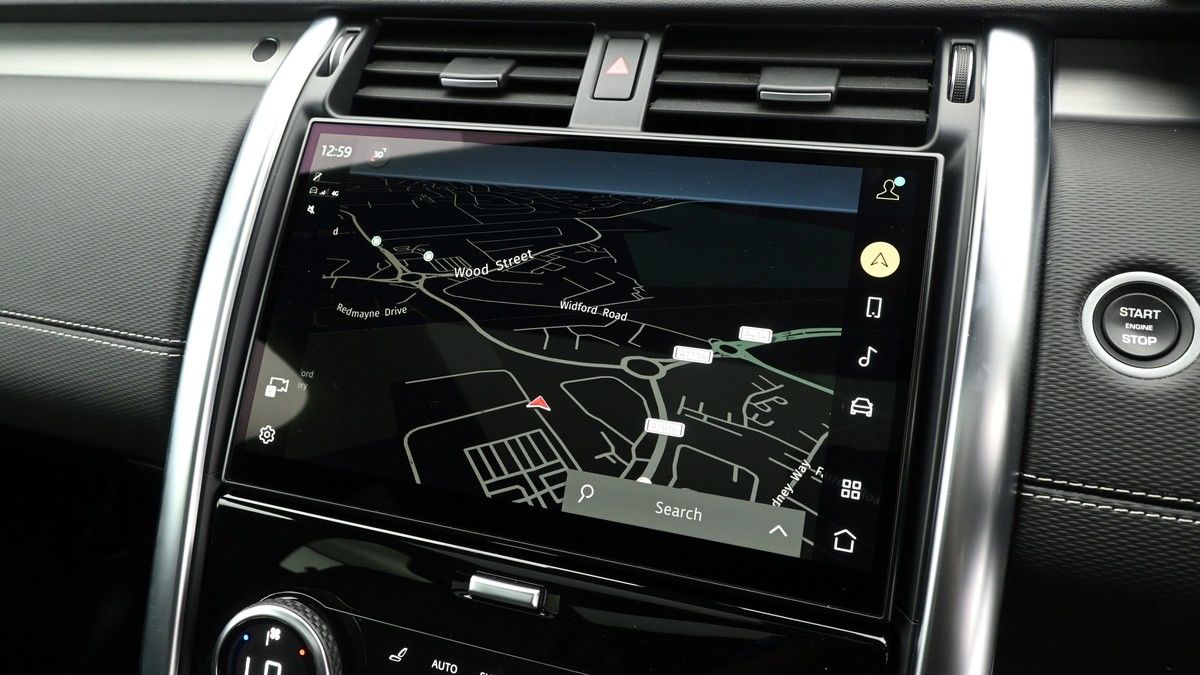 Land Rover Discovery Image 11