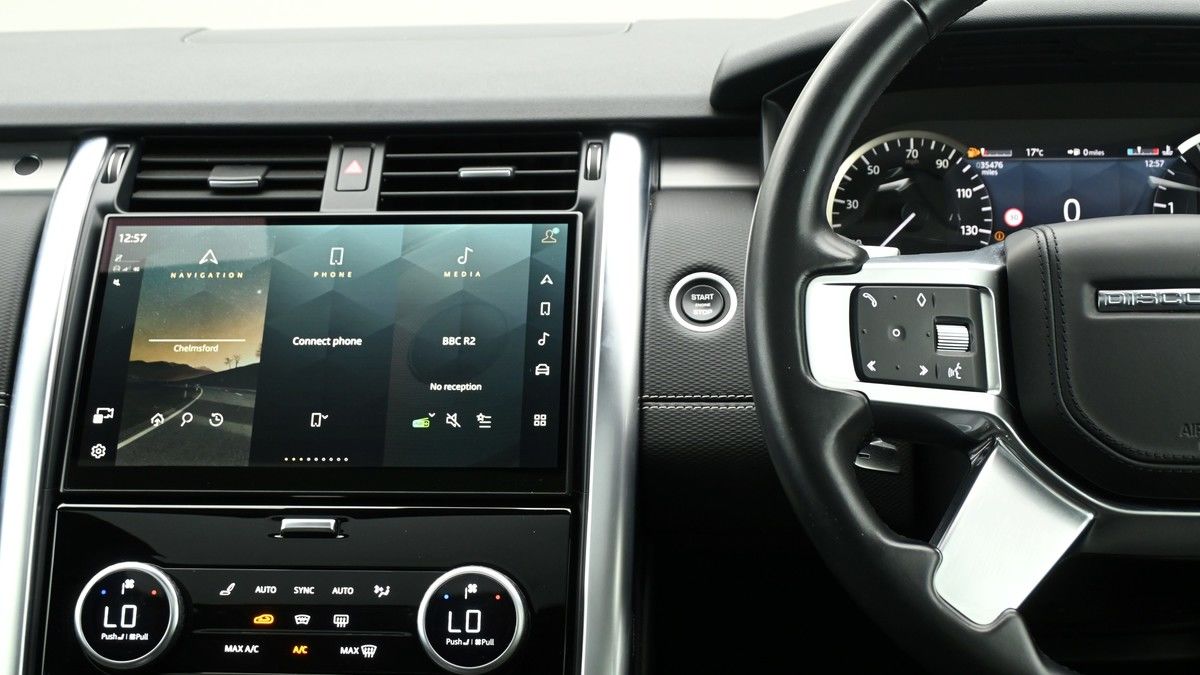 Land Rover Discovery Image 15