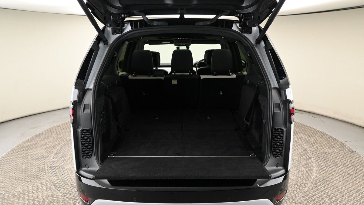 Land Rover Discovery Image 10