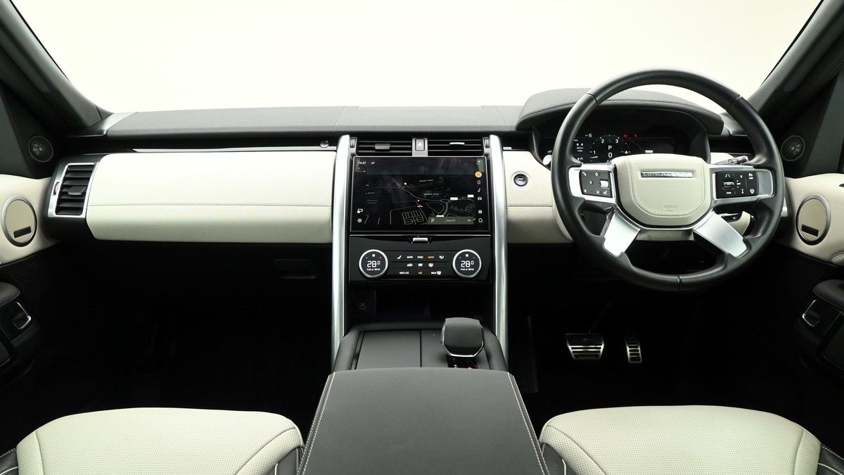 Land Rover Discovery Image 14