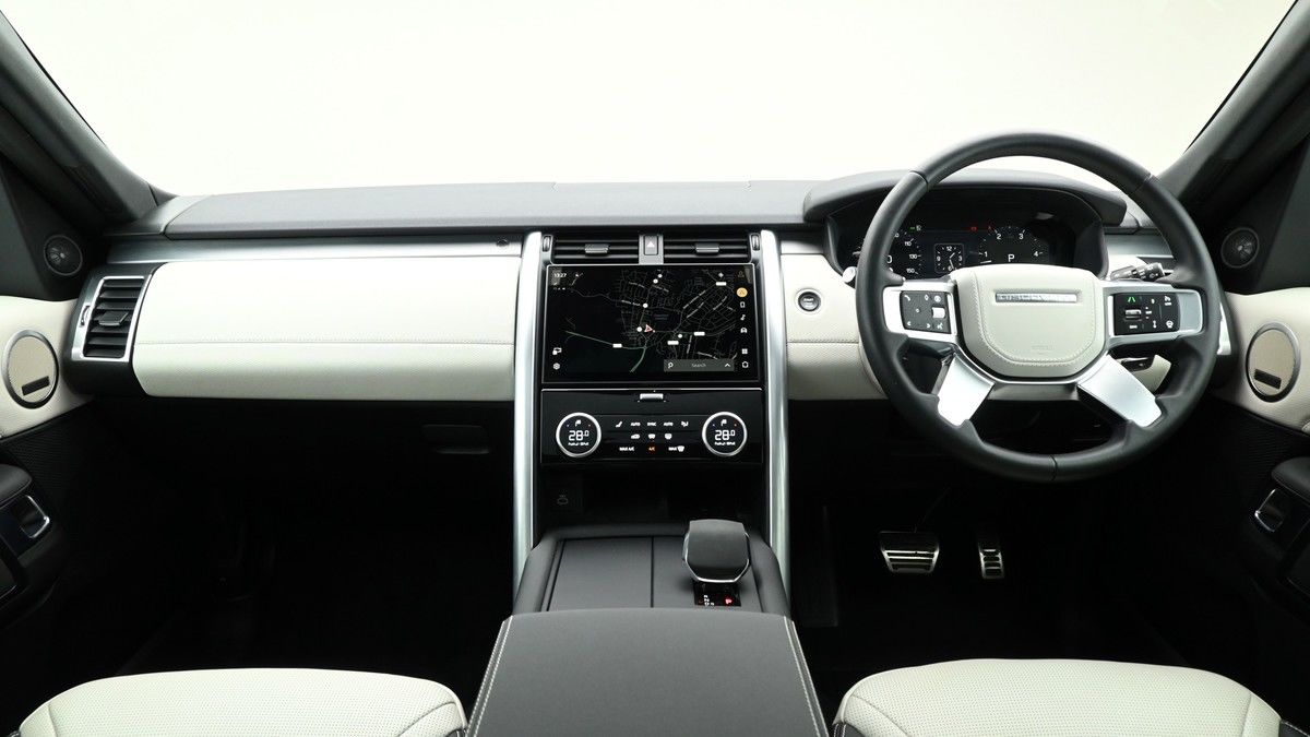 Land Rover Discovery Image 14