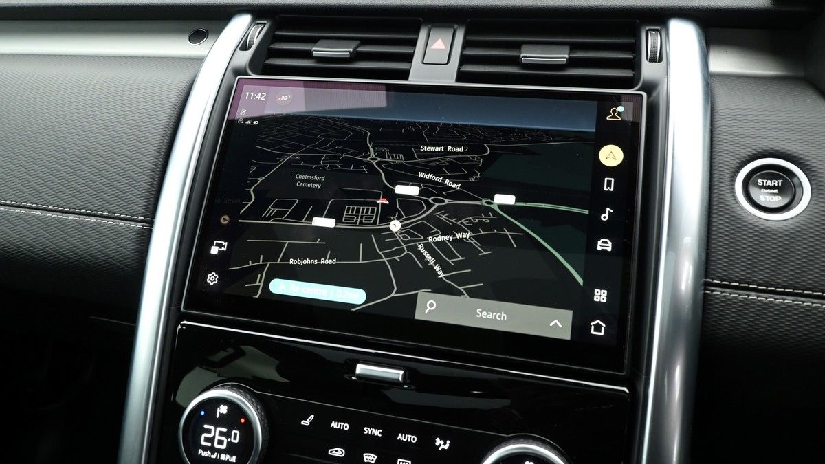 Land Rover Discovery Image 11