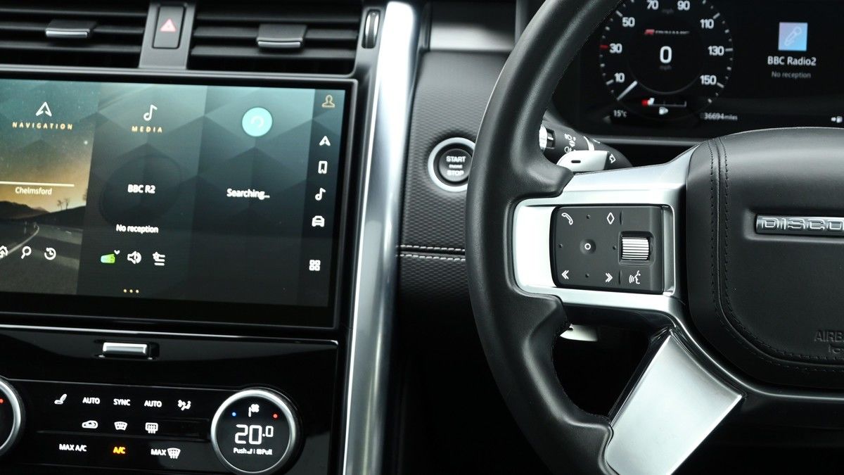 Land Rover Discovery Image 15