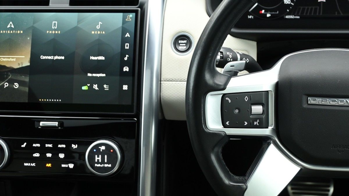 Land Rover Discovery Image 15