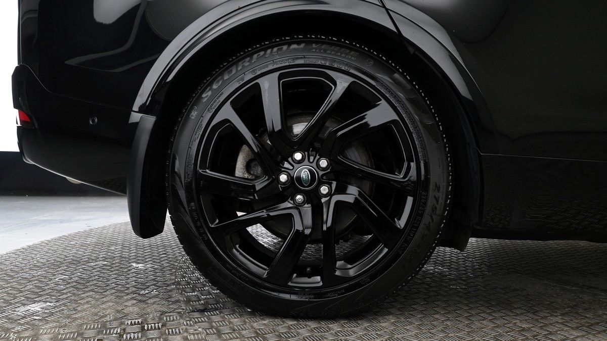 Land Rover Discovery Image 9
