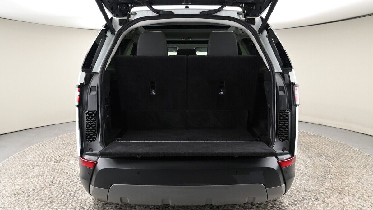 Land Rover Discovery Image 10