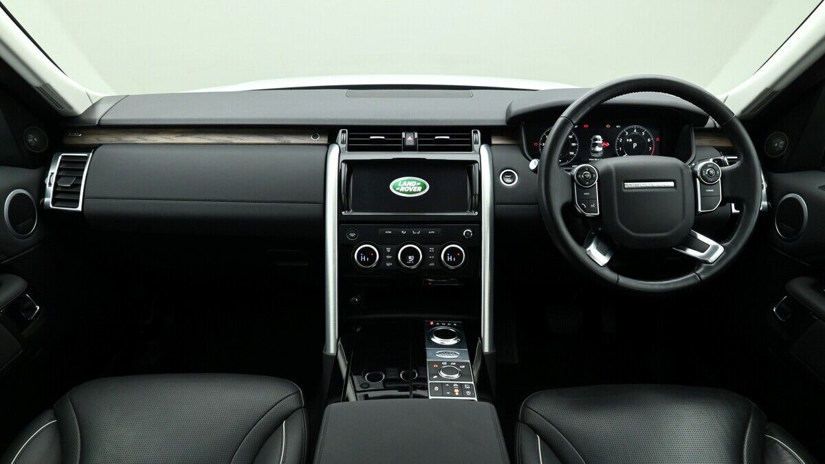 Land Rover Discovery Image 14