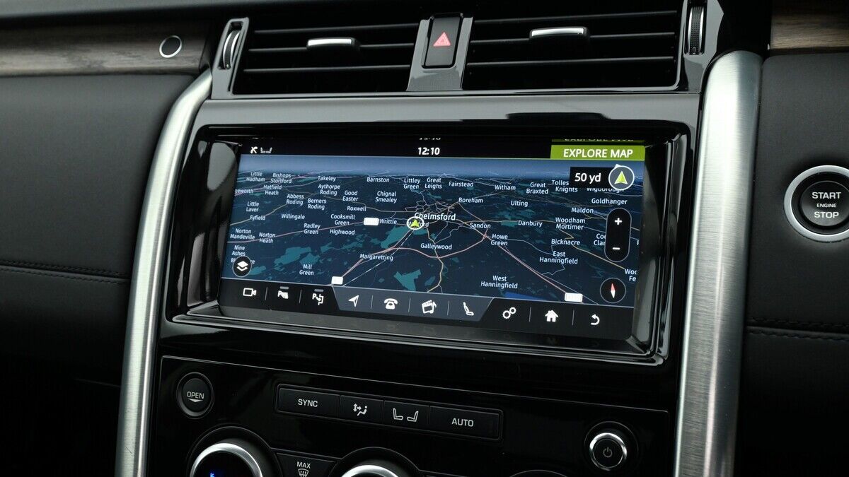 Land Rover Discovery Image 11