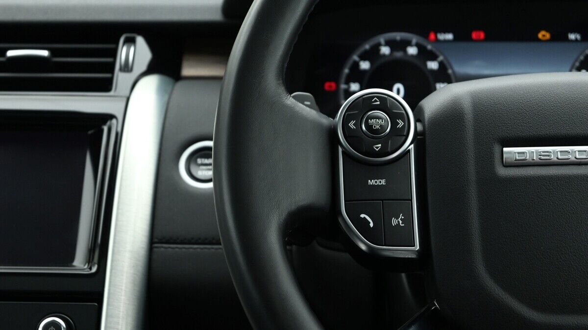 Land Rover Discovery Image 15