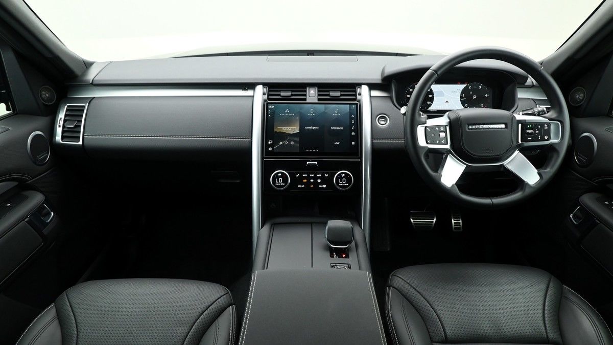 Land Rover Discovery Image 14