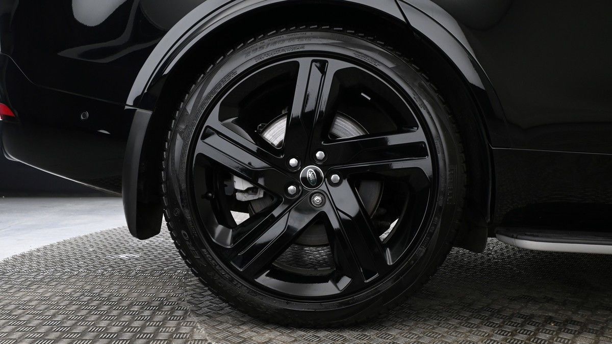 Land Rover Discovery Image 9