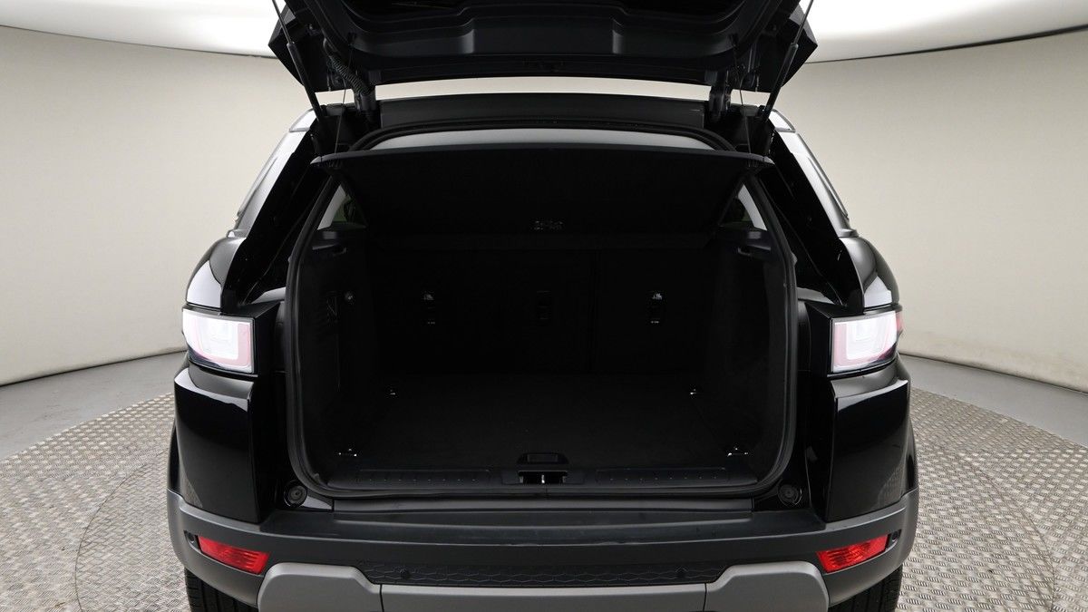Land Rover Range Rover Evoque Image 10