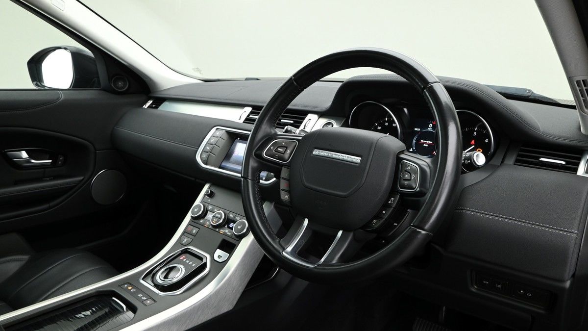Land Rover Range Rover Evoque Image 3