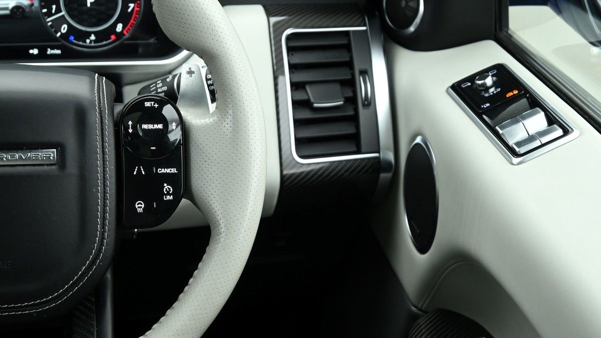 Land Rover Range Rover Sport Image 16