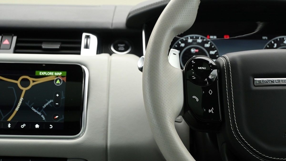 Land Rover Range Rover Sport Image 15