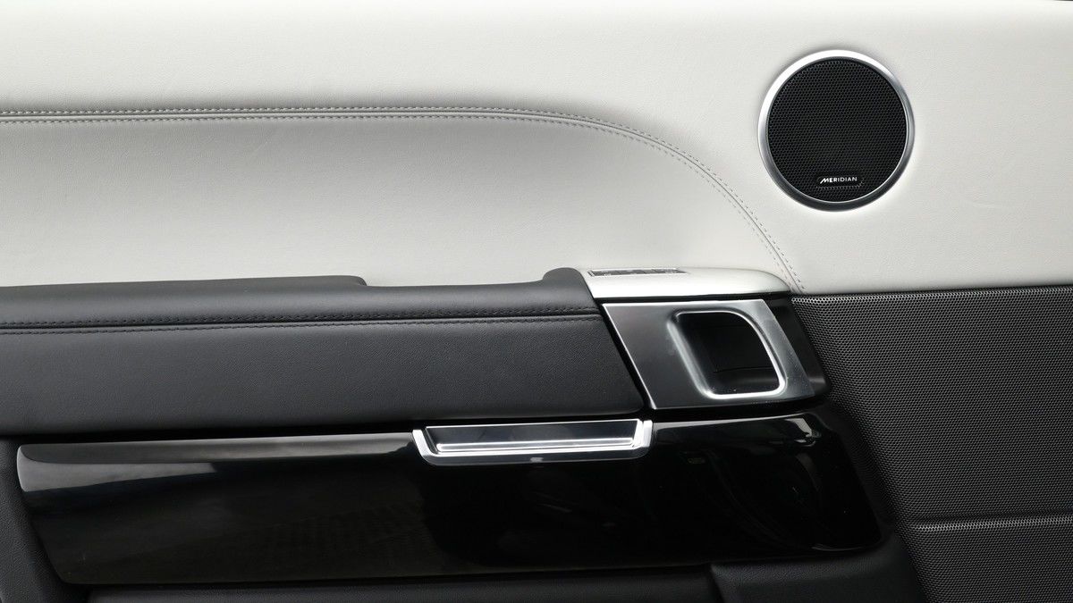 Land Rover Range Rover Sport Image 13